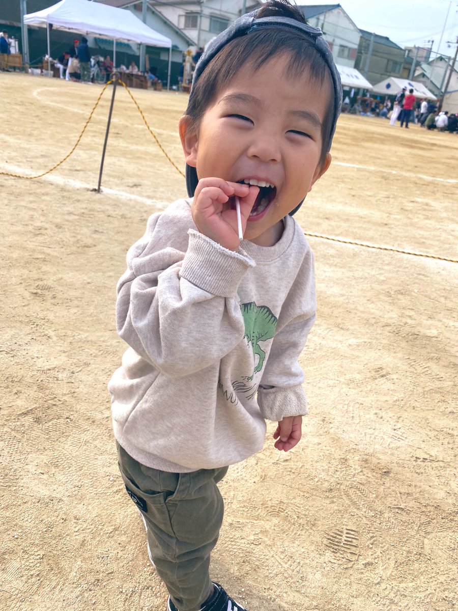 _leialoha_'s tweet photo. まだピースできないねん https://t.co/5udOIu3xDc