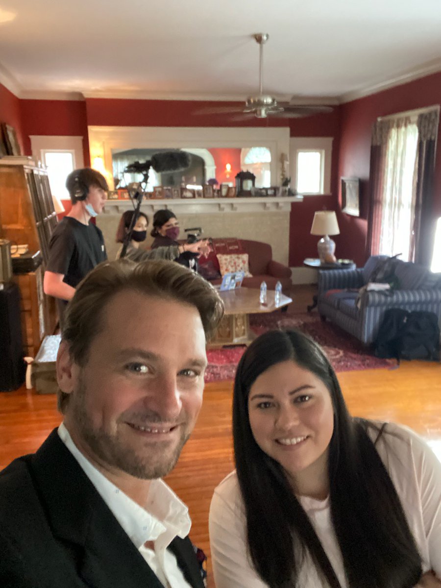 TXActorsWorks's tweet image. Also from set the @NESACinema set of 'The Man Who Loved Flowers', our Ashley Jones with Shawn Hardee!  #SupportIndieFilm @StephenKing