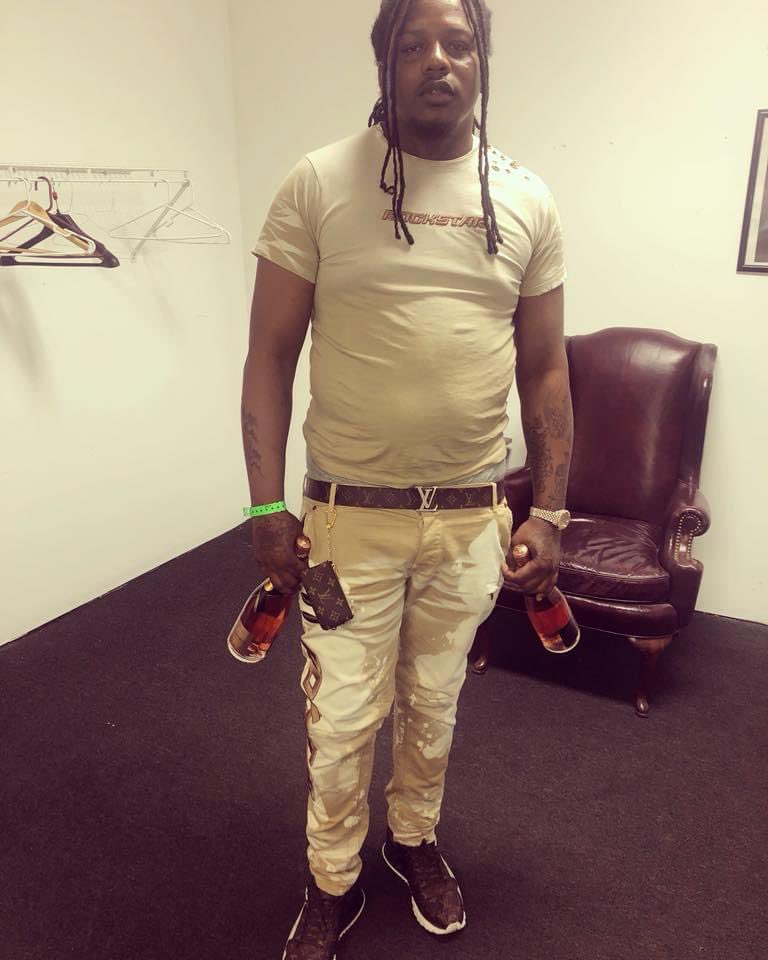 FBG_DUCK's tweet photo. Happy Birthday Too Chicago’s Very Own FBG Duck, Truly Missed &amp; Truly Needed December 6th, 1993 A KING 👑 Was Born ❤️ - #BIGCLOUT https://t.co/4ZP42Ilza3
