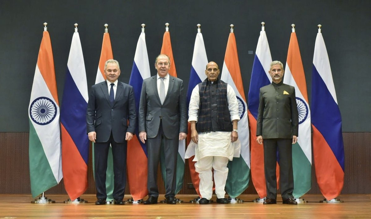 Randhir Jaiswal (@meaindia) on Twitter photo 🇮🇳🇷🇺 | A milestone in the India-Russia Special and Privileged Strategic Partnership.
EAM <a href="/DrSJaishankar/">Dr. S. Jaishankar</a> & RM <a href="/rajnathsingh/">Rajnath Singh</a> welcomed Russian Foreign Minister Sergey Lavrov & Defence Minister Sergei Shoigu for the inaugural 🇮🇳🇷🇺 2+2 Ministerial Dialogue. 🇮🇳🇷🇺 | A milestone in the India-Russia Special and Privileged Strategic Partnership.
EAM <a href="/DrSJaishankar/">Dr. S. Jaishankar</a> & RM <a href="/rajnathsingh/">Rajnath Singh</a> welcomed Russian Foreign Minister Sergey Lavrov & Defence Minister Sergei Shoigu for the inaugural 🇮🇳🇷🇺 2+2 Ministerial Dialogue.