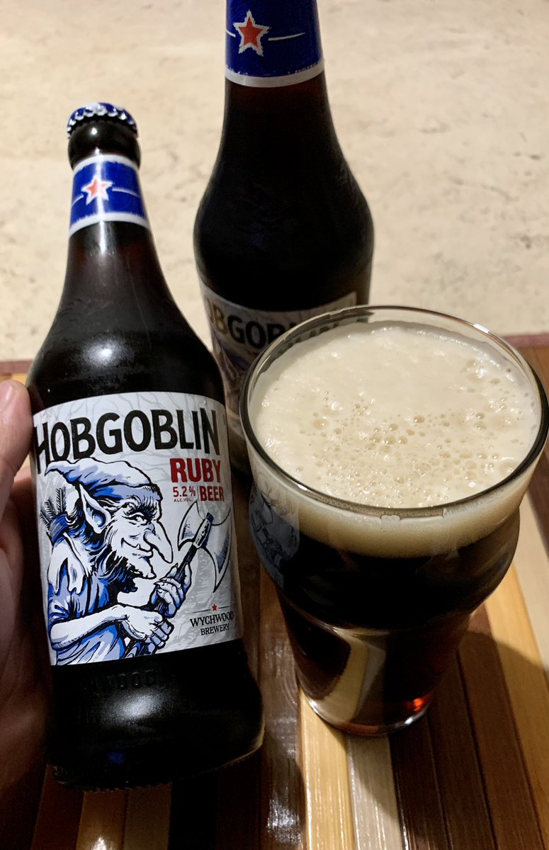 Estas cervezas británicas son la mera reata. #Beer #Cerveza #Hobgoblin #WychwoodBrewery #EnglishBrownAle #StrongBitter #BeerTime #BeerLover