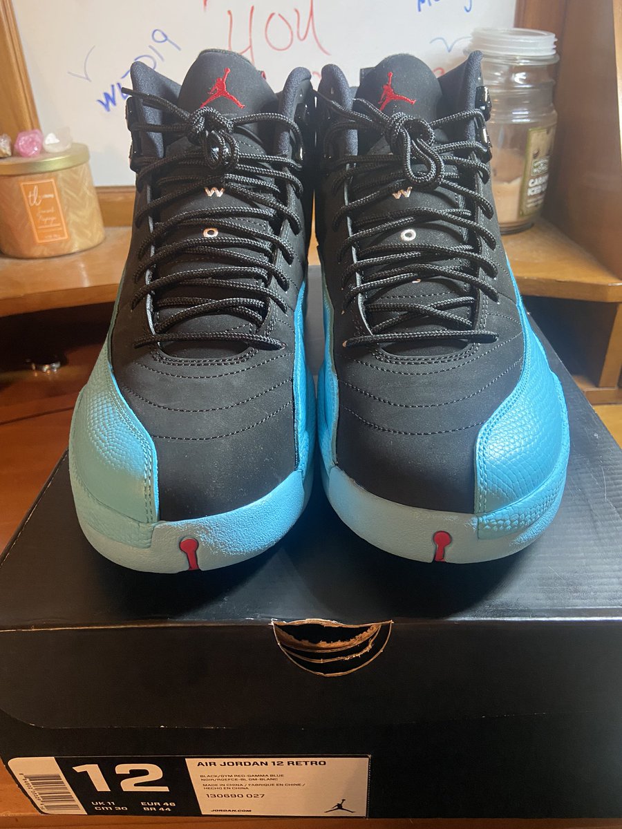 BirdGrogan's tweet photo. @SellKicksSunday Size 12 never worn og box and receipt from footlocker https://t.co/DEWDpJW2vP