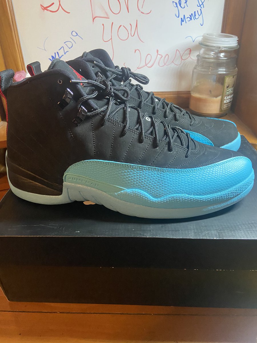 BirdGrogan's tweet photo. @SellKicksSunday Size 12 never worn og box and receipt from footlocker https://t.co/DEWDpJW2vP