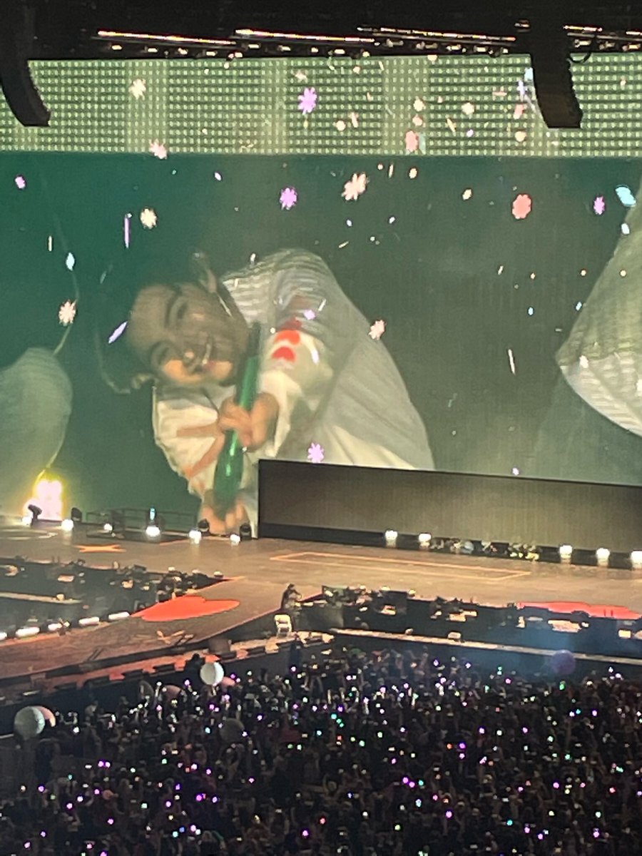 💜Michelle⁷:BTS⟬⟭ D3 & D4 LA PTD tweet media