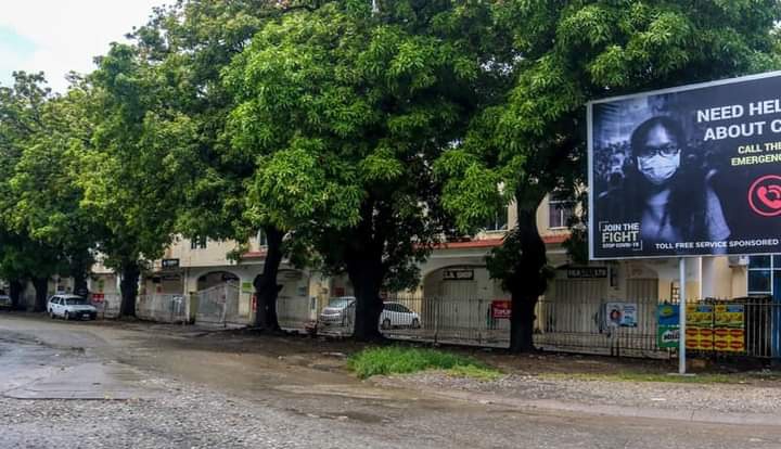 leotina_a's tweet photo. Shops in Honiara still remain closed due to the Parliament resume for Motion of No Confidence today 6th Dec for precautionary measures. Time check 4pm.
#SolomonIslands #motionofnoconfidence #SIParliament https://t.co/f2F57YoD5N