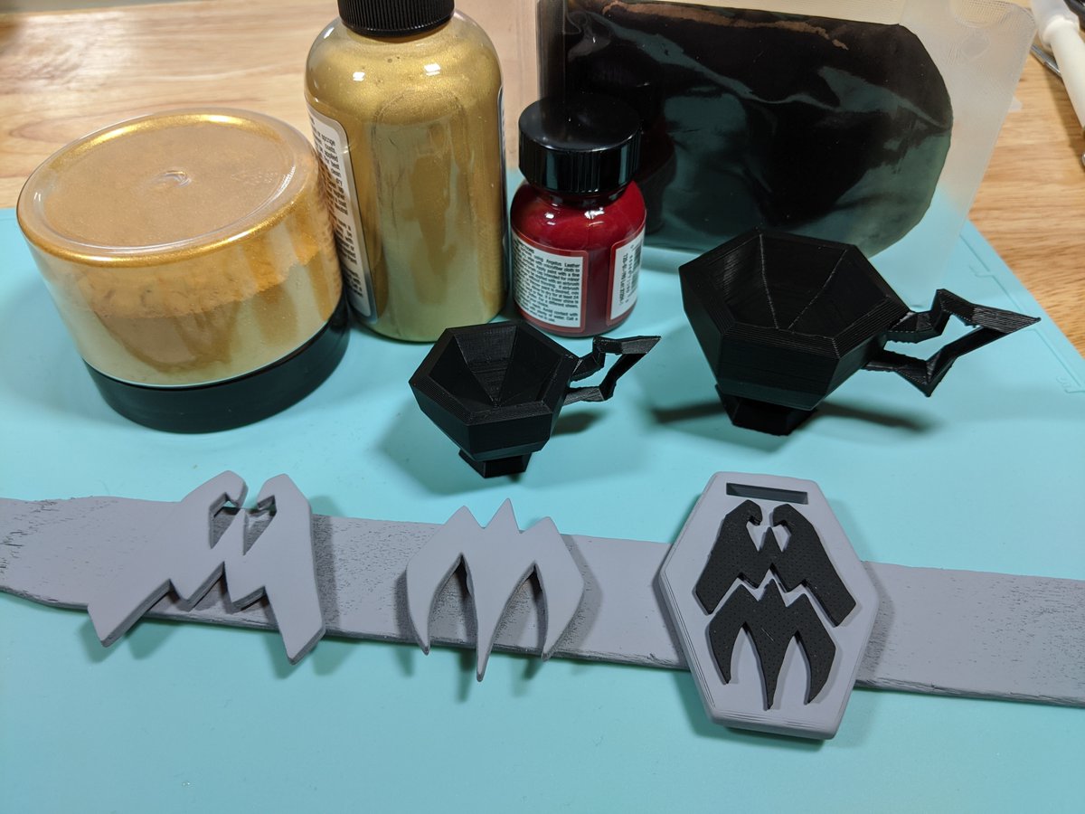 NForestResin's tweet photo. I'm always awash with ideas, but quite terrible about making them a reality. 

So, I'm working on making some of them come to fruition in celebration of Venthyr Week and all the wonderful art creative players &amp; lore lovers bring to life. #VenthyrWeek https://t.co/a7BOCBjC5B