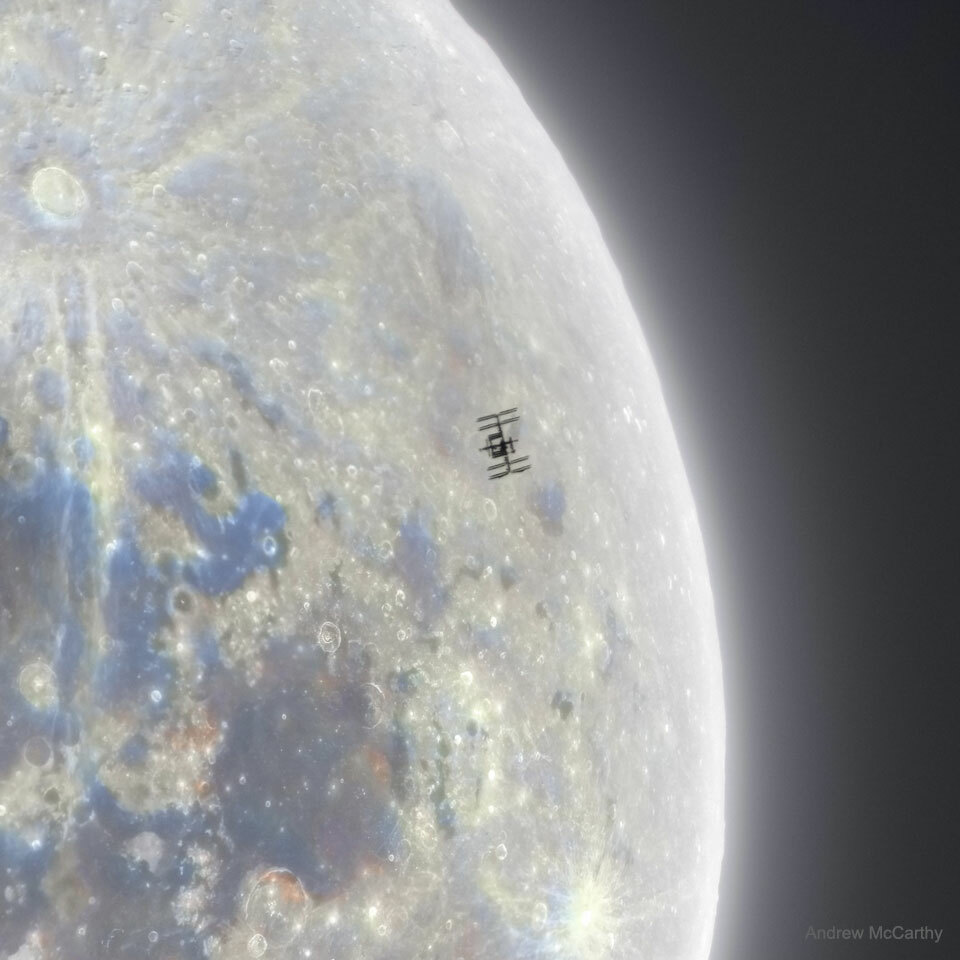 gilmie76's tweet photo. Space Station Silhouette on the Moon  via NASA https://t.co/PdTZvpwm5o https://t.co/5NsyGGDlY2