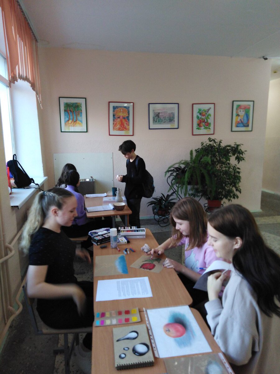 В #школа225 продолжается реализация предметных проектов. Итог за ноябрь - «В мире прекрасного» в 7-8 классах