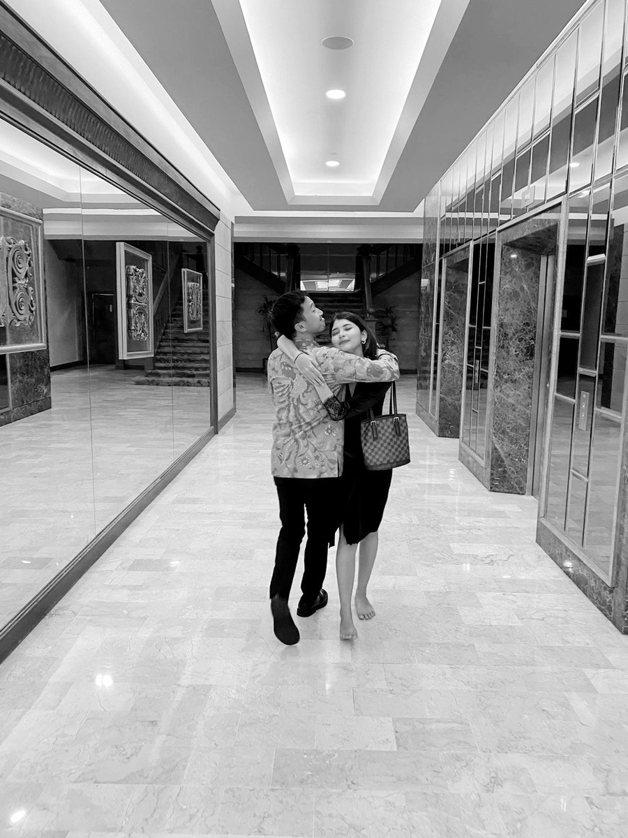 ClaraClaudiaaVG's tweet photo. 🖤 https://t.co/ZizrqERadz