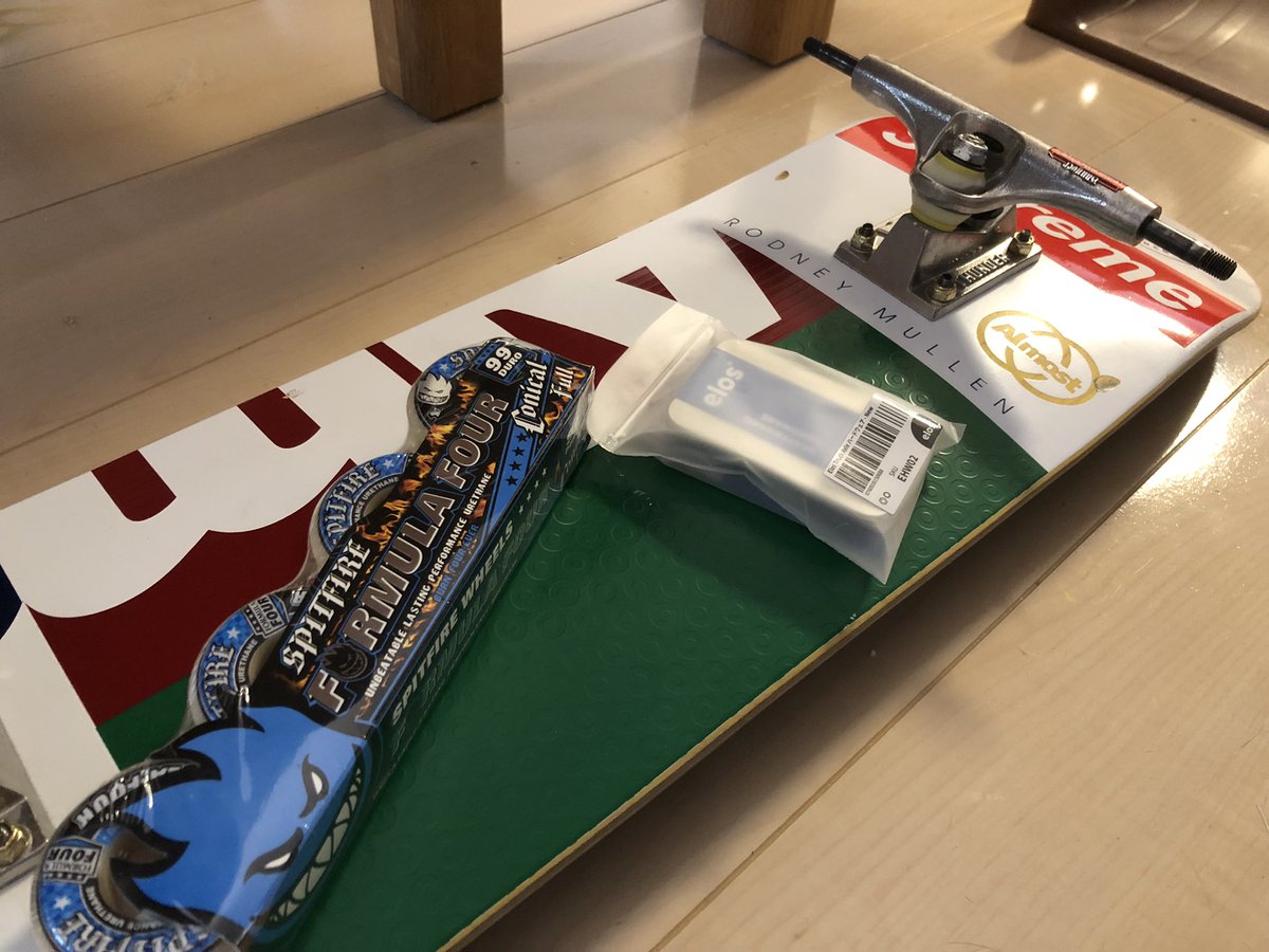 celu_itfm's tweet photo. コニカルフル52mmの99Dぃぃぃ🛹
さぁこれでモノのせいに出来なくなったぞ❓練習しろよ❓俺😇
#スケボー
#SPITFIRE
#FOMURAFOUR
#ConicalFull https://t.co/8IM9vblK4e