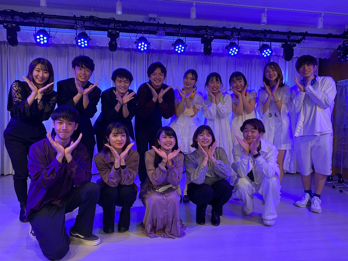 lenoa_vox's tweet photo. Soup up クリスマスライブ1部の方に出演させていただきました😳🧡
素敵なバンドさんをたくさん見ることができて、めちゃくちゃ楽しくて勉強になりました😆
ありがとうございましたー！✨
@Soup_up_ 
@ghanna_shark 
@ghanna_joymon 
@SouPaniAM141 https://t.co/fCNe1xiLDt