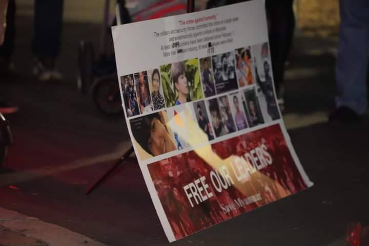 koosljk's tweet photo. Myanmar Nationalities in New York have staged a protest condemning Military Junta’s violent crackdown on innocent protesters by crashing down with military truck on Pan Pin Gyi road, KyiMyinDaing, Yangon. #Dec6Coup #TerroristsJunta #WhatsHappeningInMyanmar https://t.co/rsQCN4gW3H