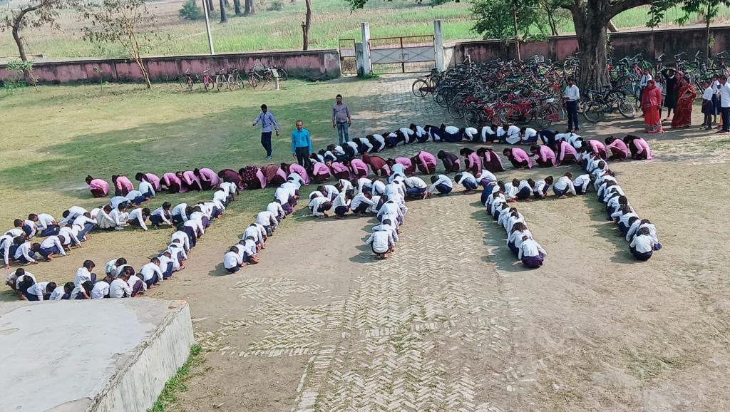 ddc_vaishali's tweet photo. दिनांक 4 Dec 2021:- मद्य निषेध अभियान अंतर्गत वैशाली जिला के प्रत्येक प्रखंडों / विभागों द्वारा जन जागरूकता हेतु विभिन्न कार्यक्रम का आयोजन किया गया.
@dm_vaishali, @vjtriumph, @IPRD_Bihar, @BiharRDD, #ExciseDeptBihar, @CMBihar, #nashamukti https://t.co/ldt9kXUFKC