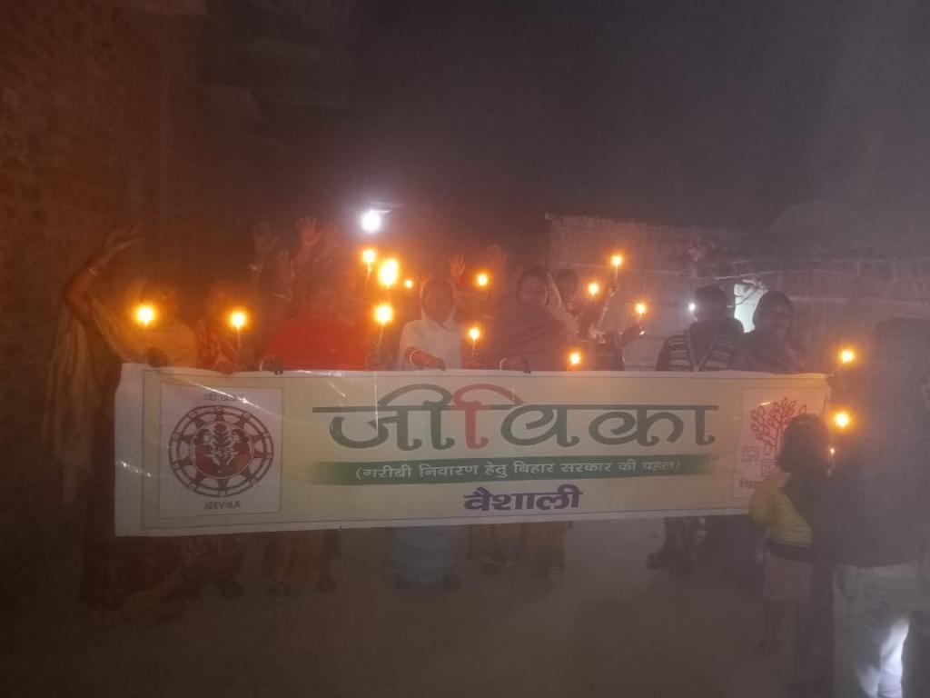 ddc_vaishali's tweet photo. दिनांक 4 Dec 2021:- मद्य निषेध अभियान अंतर्गत वैशाली जिला के प्रत्येक प्रखंडों / विभागों द्वारा जन जागरूकता हेतु विभिन्न कार्यक्रम का आयोजन किया गया.
@dm_vaishali, @vjtriumph, @IPRD_Bihar, @BiharRDD, #ExciseDeptBihar, @CMBihar, #nashamukti https://t.co/ldt9kXUFKC