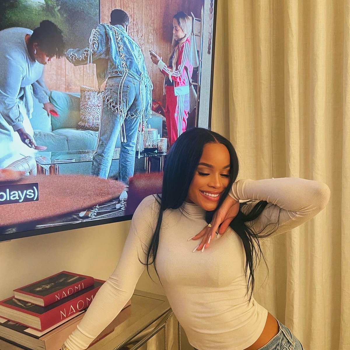 Samaria Leah tweet media