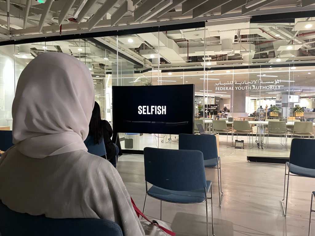 MSF_UAE's tweet photo. #WithTheCommunity #Youth #InternationalDayOfVolunteers #uae #film #50YearsOfHumanity
Yesterday, @MSF_UAE organized a documentary screening in #Dubai #Youth Hub on the occasion of the #InternationalDayOfVolunteers.
@emiratesyouth https://t.co/gzAvS5lCaC