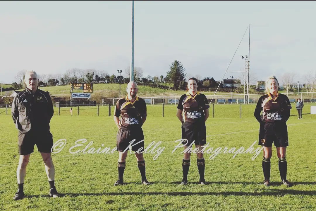 RefereeLGFA's tweet photo. Possibly the last Ulster game for me this year...
#wherearethefemalereferees
#donotbeafraidtoreferee
#shecanref #girlsthatref #Respect #refereelife #reflife https://t.co/dP2dXxbCCW
