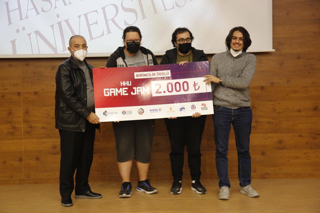 hkunv's tweet photo. Genç yazılımcıların 13 oyun geliştirdiği 48 saat süren HKÜ Game Jam’in Ödül Töreninde, ilk üçe giren oyun grupları ödüllerine kavuştu.

Haberin detayları için: ⏬ 
https://t.co/PLNwTaU5Zm https://t.co/443qCQ7bKQ