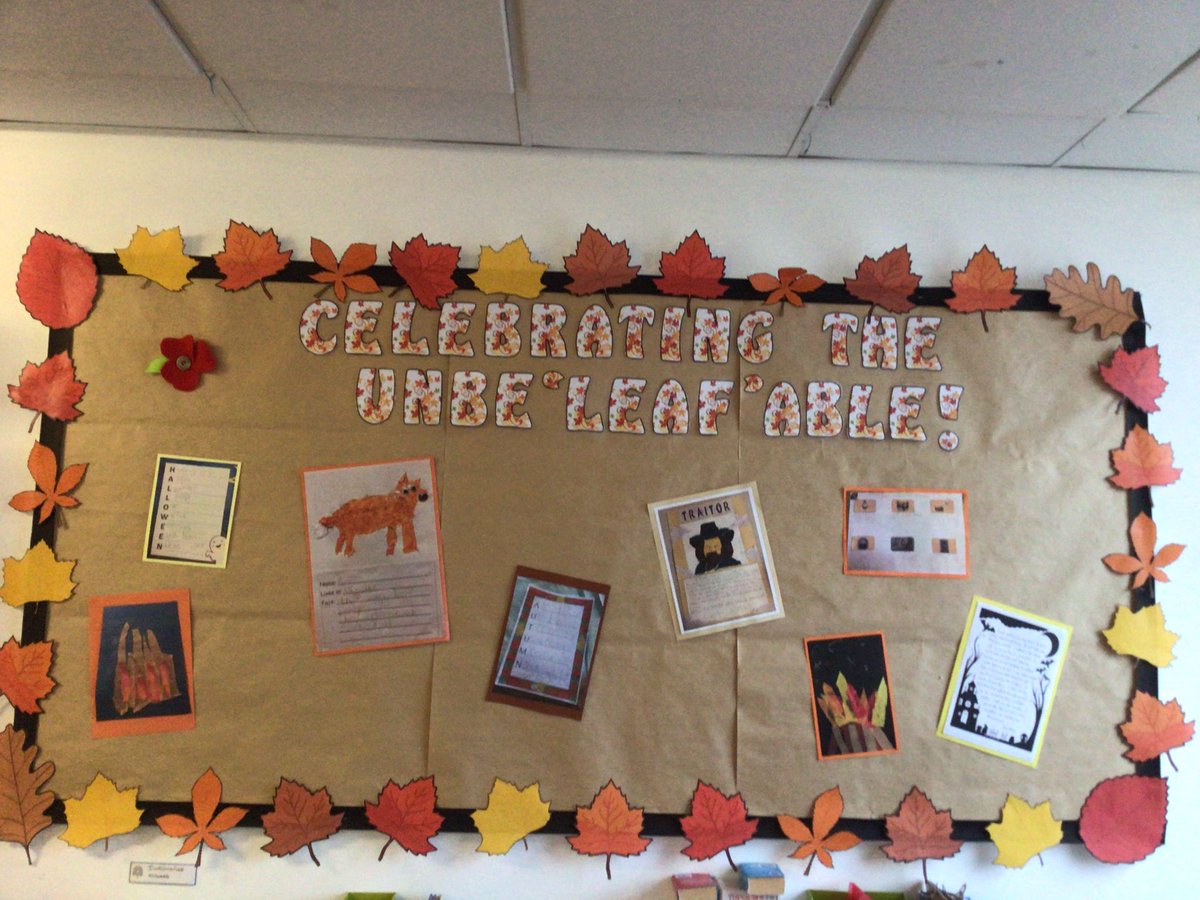 LRIschool's tweet image. Bidding farewell to the brilliant work of Autumn and making way for some exciting Winter and Christmas creations! #display #goodbyeautumn #hellowinter #celebrations