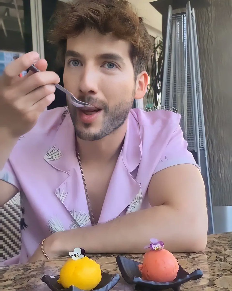 DinamicasCarlos's tweet photo. Carlos Torres Awards🔥🔥🌟

Aca abajo les dejaré todas las nominaciones ♥️❤️ Tendrán hasta al Miércoles a la tarde para votar🎉🤍 https://t.co/Q8ROce93Ot