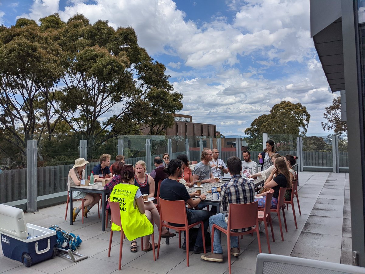 Delicious afternoon coffee and tea 🍪☕🍰 to close the #GEMMZ2021 Student Conference Day 1. Thank you all and see you tomorrow at 9am at LTB at <a href="/MonashBiol/">School of Biological Sciences, Monash</a> 🤓