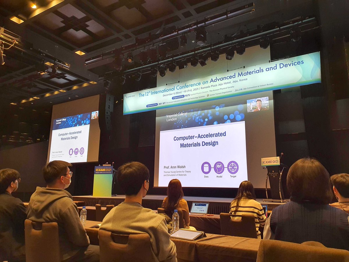 lonepair's tweet photo. In a productive start to the week, I gave a 2am tutorial lecture on Jeju island 🇰🇷. The magic of pre-recording. Thanks to @YoungWon_Woo & @JongwoongP for sending me pictures! #icamd https://t.co/21WHF9p4iF