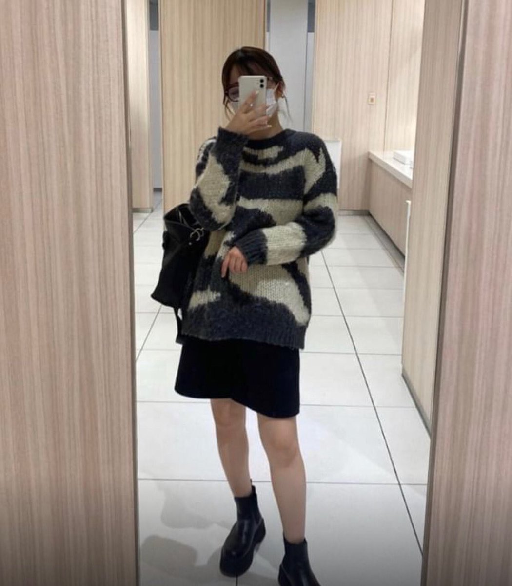 EMREERG13413238's tweet photo. 体型は普通くらいで写真の感じです❣️

大学4年生157cm/Dカップ/人より性欲強め

お互いの性欲定期的に会って発散出来る関係になりたい(・ε・)

 #オフぱこ募集  #ヤリモクのいいねください https://t.co/IiYXTHnynZ