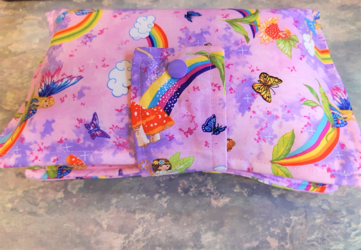 Wondering if you'll find whats at the end of the rainbow #baby #newborn #giftidea #firstchristmas #handmade #newmum #travel #cleanhands #rainbow #etsyshop etsy.com/uk/listing/938…