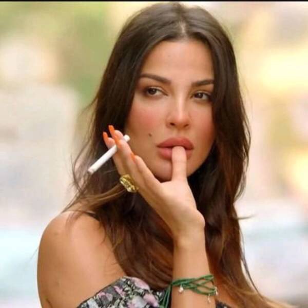 I am at 💎🍭عسلية🍭🌟 ’s party, lots of fun people, come join me&gt;&gt;h5.upliveapp.com/uppro/index.ht…