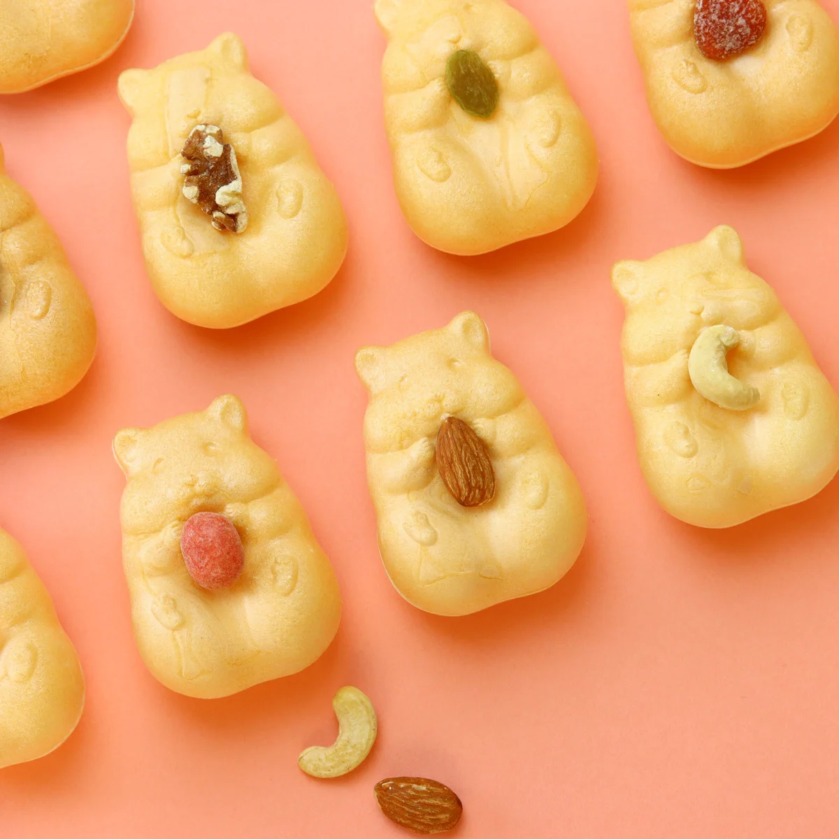 とんでもなく可愛い和菓子が誕生！京都・青木光悦堂から「ハムスターモナカ 」が発売！