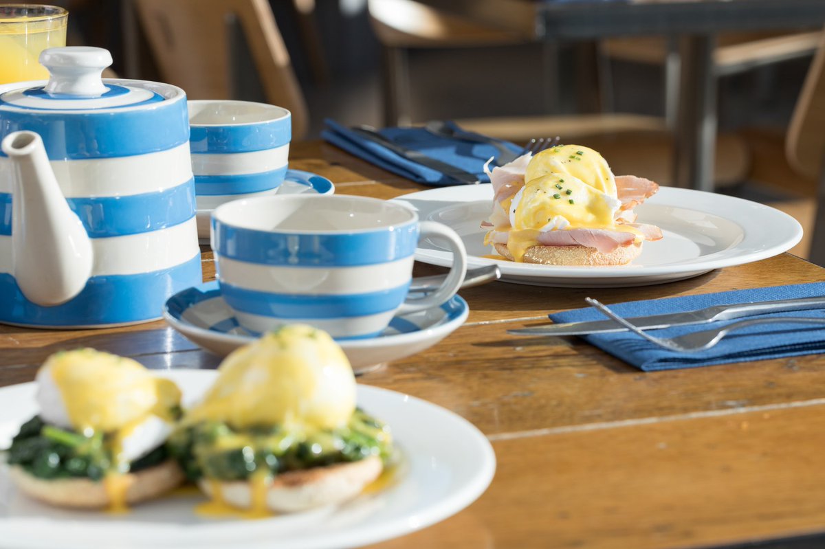 Hotel Football (@hotelfootballuk) on Twitter photo Day 6 of 24. Does anyone fancy an overnight stay for two at our hotel with breakfast in <a href="/cafefootballuk/">Cafe Football</a>? If you do, then todayβs giveaway is for you!
All you have to do is to follow us, like & retweet! #HFChristmasCountdown π
π» Good luck! βπ» Day 6 of 24. Does anyone fancy an overnight stay for two at our hotel with breakfast in <a href="/cafefootballuk/">Cafe Football</a>? If you do, then todayβs giveaway is for you!
All you have to do is to follow us, like & retweet! #HFChristmasCountdown π
π» Good luck! βπ»