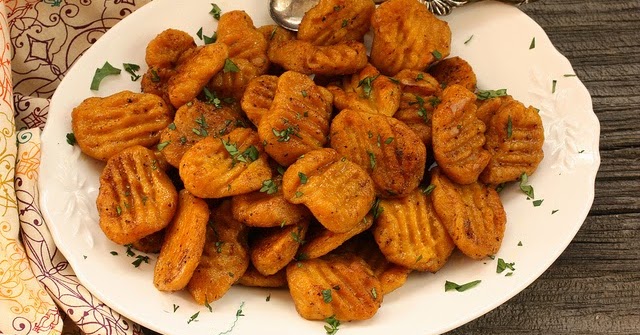 chefocuisine's tweet photo. Recette de #gnocchis à la #citrouille, parfum #muscade, au parmesan https://t.co/VS0hbv5cV9 https://t.co/8lPTDfwBD7