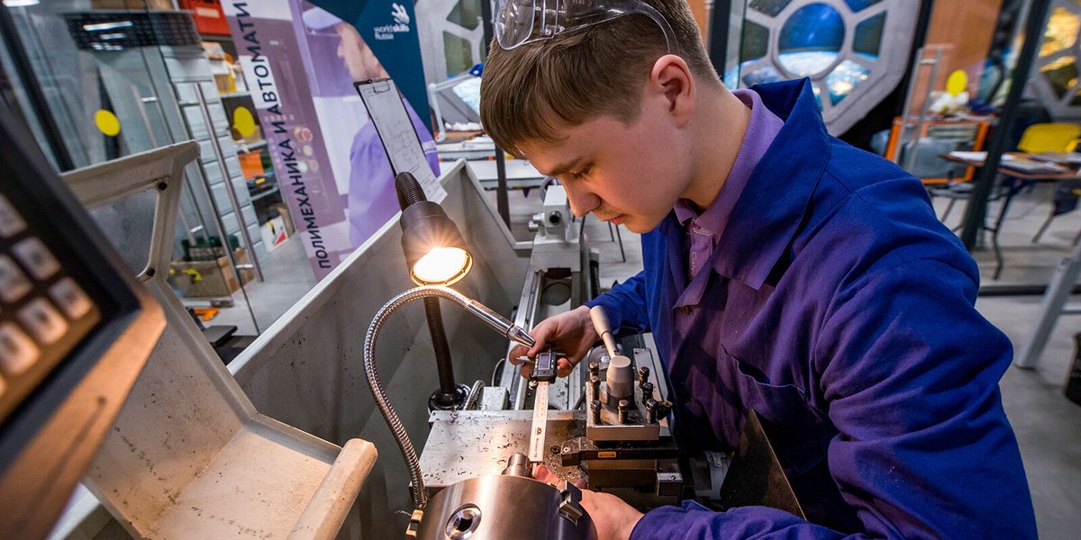 EduInform's tweet image. Московским студентам предложат работу на столичных предприятиях edu-inform.ru/news/moskovski…