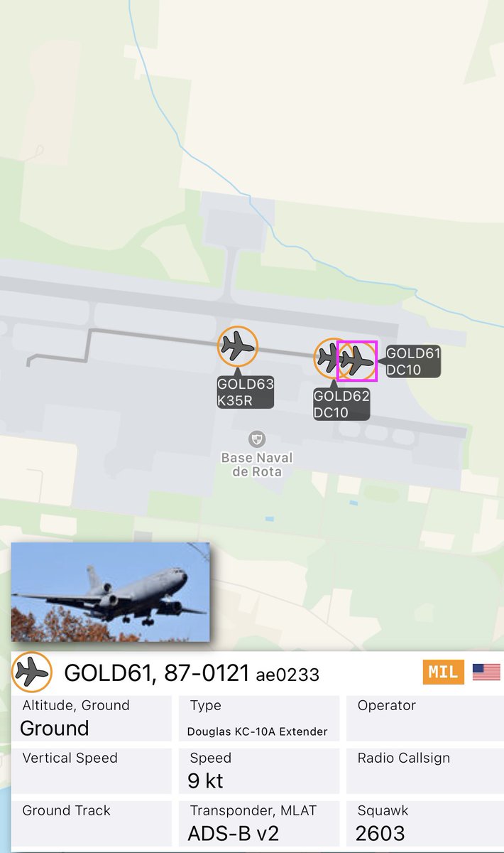 ace_pio's tweet photo. Where are these guys going?
#GOLD61 #GOLD62 #GOLD63 https://t.co/6thUBkcE3u