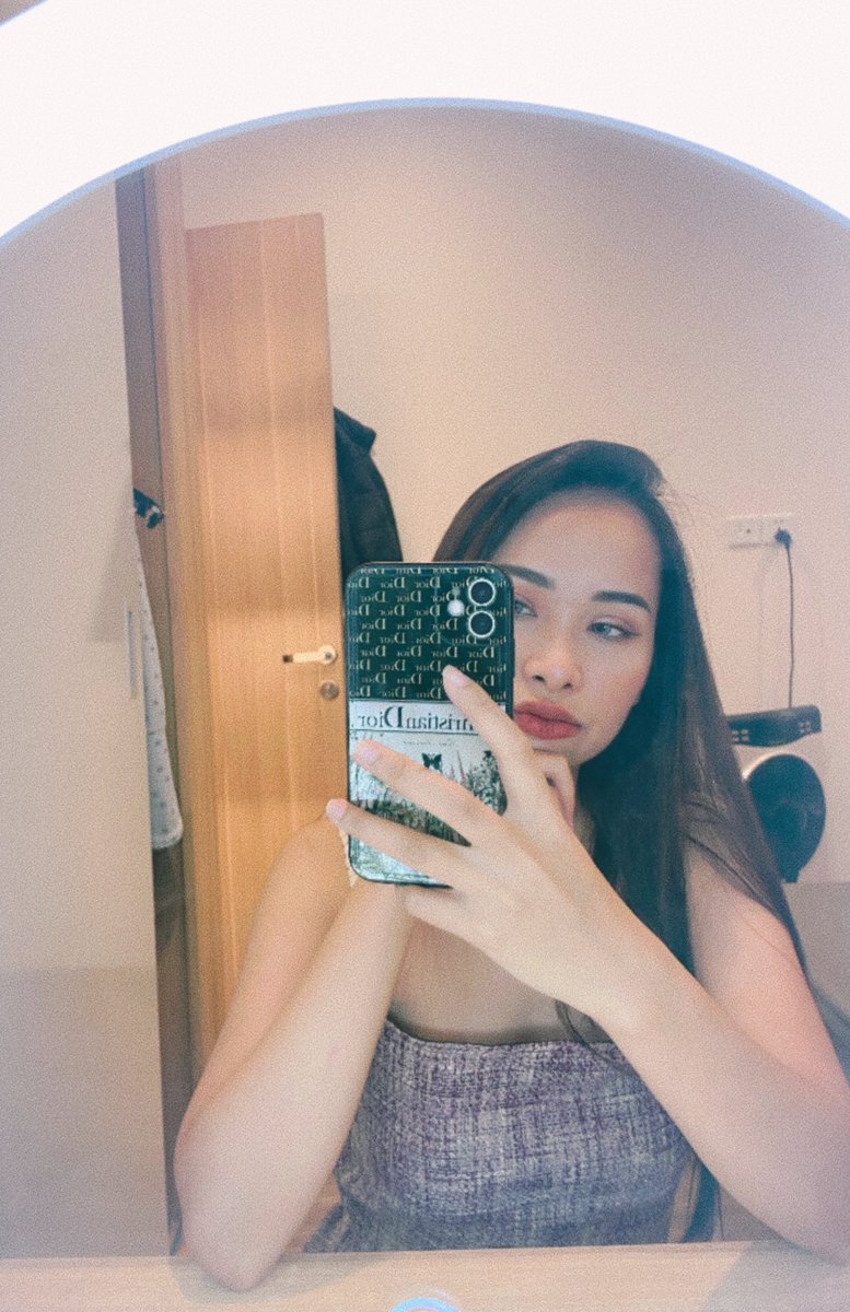 Hạnh Hyun tweet media