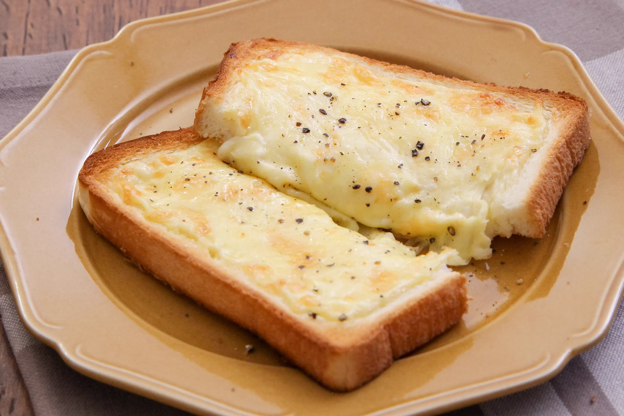 マヨラーさんは是非！簡単だから朝ごはんにもぴったりそうな食パンレシピ！
