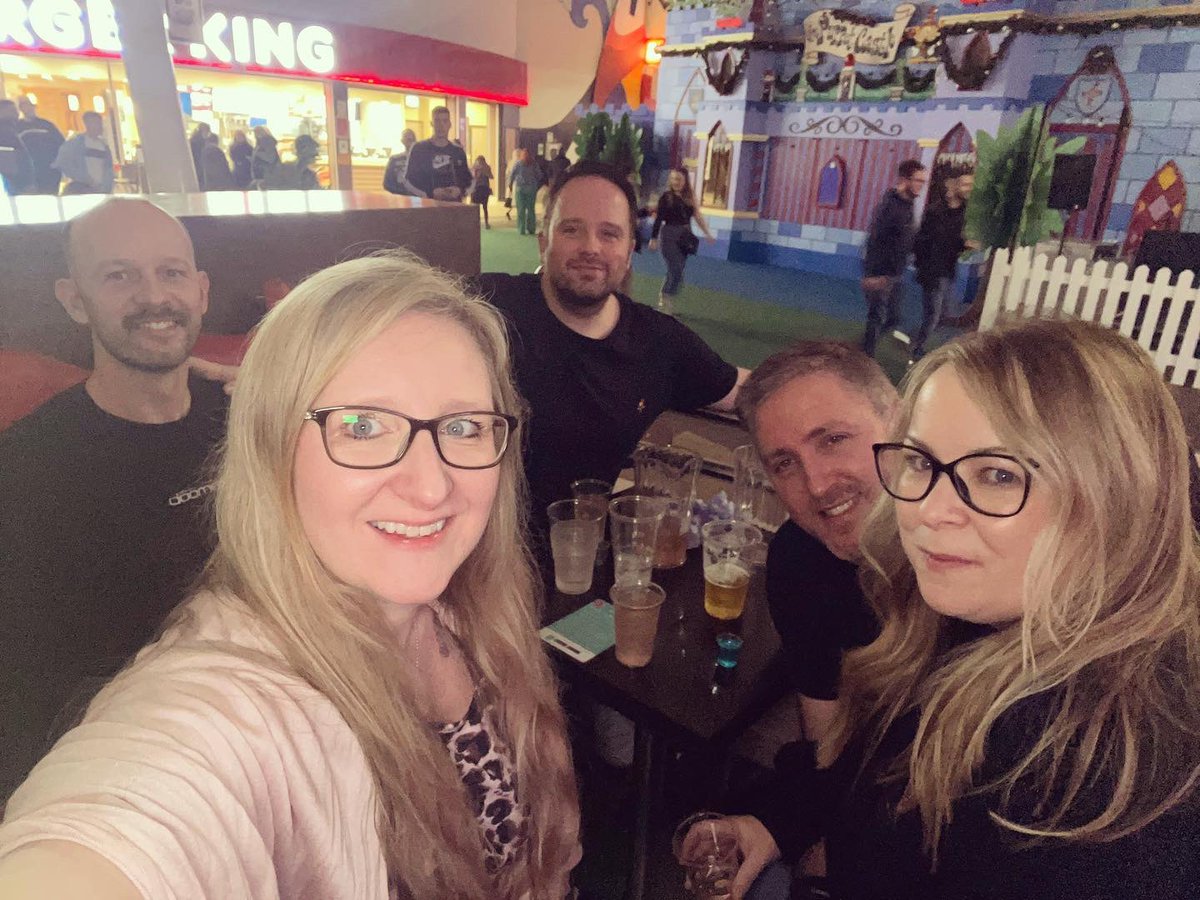 Alijane7's tweet photo. Thanks #butlins #90sweekender #90sreloaded Fab weekend ππ·π₯πΊππ₯³ https://t.co/iiACrk7mBj