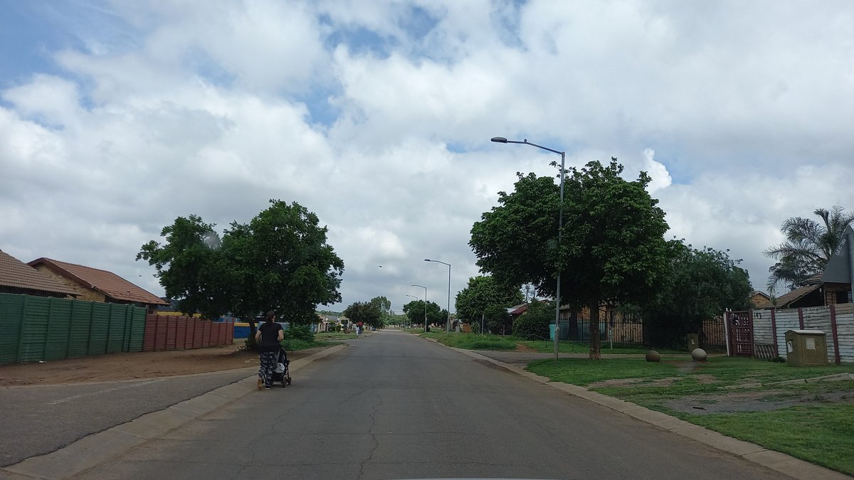 Pretoria West, are you ready for some Christmas cheer? Lookout for #PassThePotato campaign members from <a href="/potatoes_za/">Potatoes South Africa</a>.

Come on South Africa,  let's share potatoes and give out tasty, versatile and nutrutious potatoes to those in need.

#mondaythoughts #MondayMotivation
