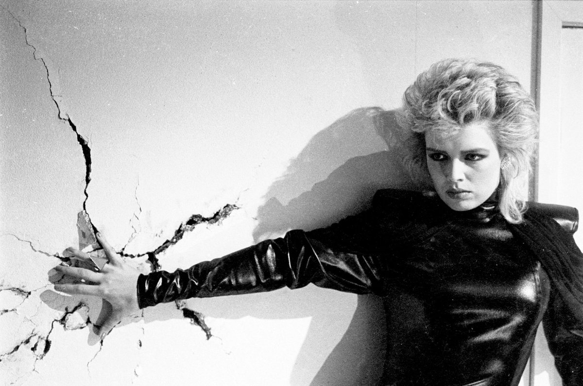 Superlink92's tweet photo. Kim Wilde films her 'The Second Time' music video. #KimWilde #TheSecondTime https://t.co/1GgVokUxm1