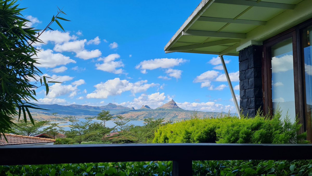 Dr_Kopite's tweet photo. Holiday weekend continues with such an amazing view. No that's not a painting, that's real nature! #ExtendedHoliday https://t.co/i2UE32MJYm