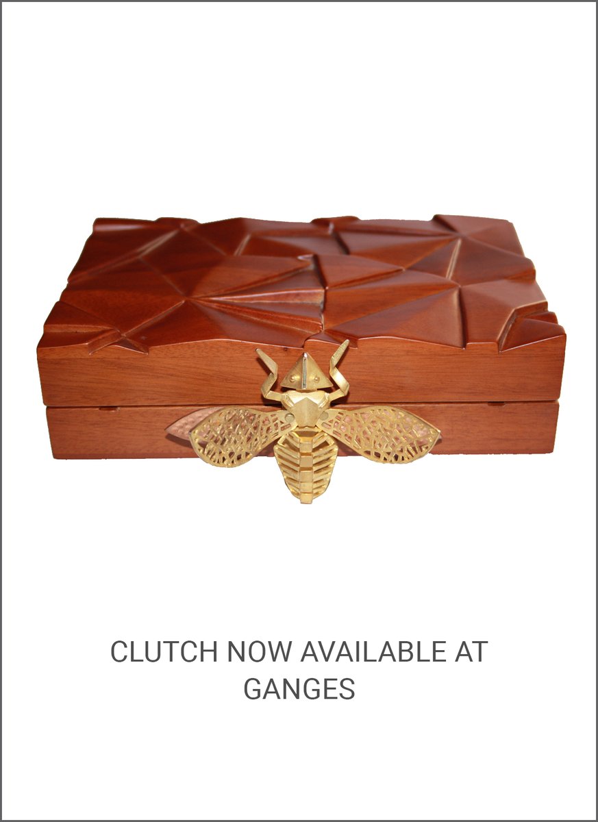 Ganges_Art's tweet photo. A classy accessory that is a must for any special occasion. Enough to hold your precious items and be the envy of all. Handicraft Party Wear Embroidered Box Clutch Bag Purse For Bridal, Casual, Party, Wedding.
#wedding #clutchbox #box #party #designedbag https://t.co/30R6AsEKNO