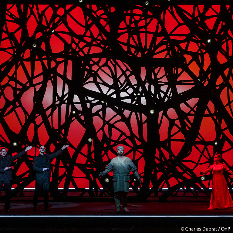 #Turandot
Découvrez l'œuvre de Puccini dans la mise en scène de Robert Wilson jusqu'au 30 décembre à l'Opéra Bastille  : bit.ly/31XaAl9

Merci à <a href="/ROLEX/">ROLEX</a> pour son soutien à la production.