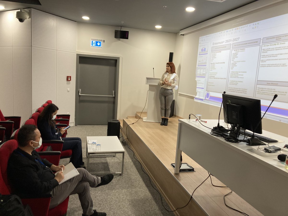 ManisaABBirimi's tweet photo. Büromuz tarafından verilen Manisa İl Sağlık Müdürlüğü PROJE YAZMA EĞİTİMİ birinci gün oturumları @ulusalajans @eurodesktr @uralsevener @gurkansoydas @cemilecetinturan https://t.co/uW4hrJWmJh
