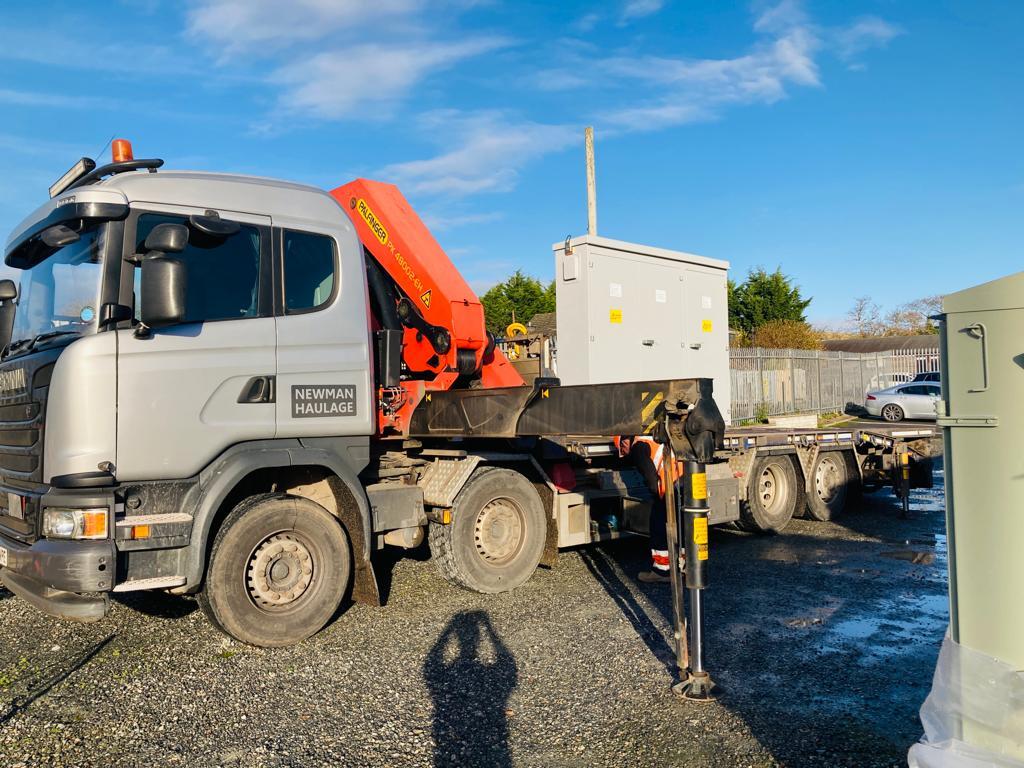 rsprail's tweet photo. The DNO’s are being collected for delivery to Cardiff for the Core Valley project with AmcoGiffen @Ameyplc and @SiemensMobility.
Find out how our DNO solutions can help your business https://t.co/OCpPHyvQ1H
#Amcogiffen #CoreValleyLines #RailIndustry#RailPower #DNOcubicle https://t.co/obQdxPvs0D