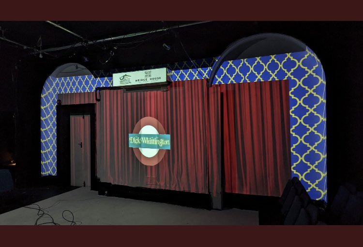 BridgehouseSE20's tweet photo. 🎭#projection #tech #rehearsal for #DickWhittington we open in 5 days link in bio for tickets🎭
https://t.co/2dVkLdsbOM…
#pantomime #pub #penge #theatre #SleepingBooty https://t.co/y2hfES07Xk