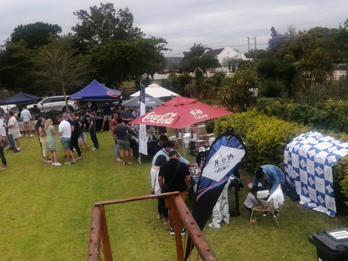 gin_kem's tweet photo. It's the WeeKëM roundup!!!!

Your favourite Gin was doing the rounds at a Gin &amp; Wine fest held at Padlangs Patensie in the Eastern Cape.

#KeDezemba 
#këmgin 
#ginfestival https://t.co/TRmTOxRNVs