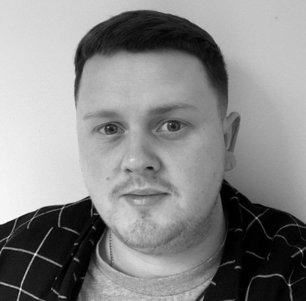 EarlyBreakUK's tweet photo. "Peer pressure can be a big factor when young people make the decision to take substances. If you think you might be offered something you don't want to take, have an excuse ready; shopping, gym, football, if you feel you can't say no." Jake #peerpressure #practicesayingno #Risks https://t.co/G6dMuCCOty
