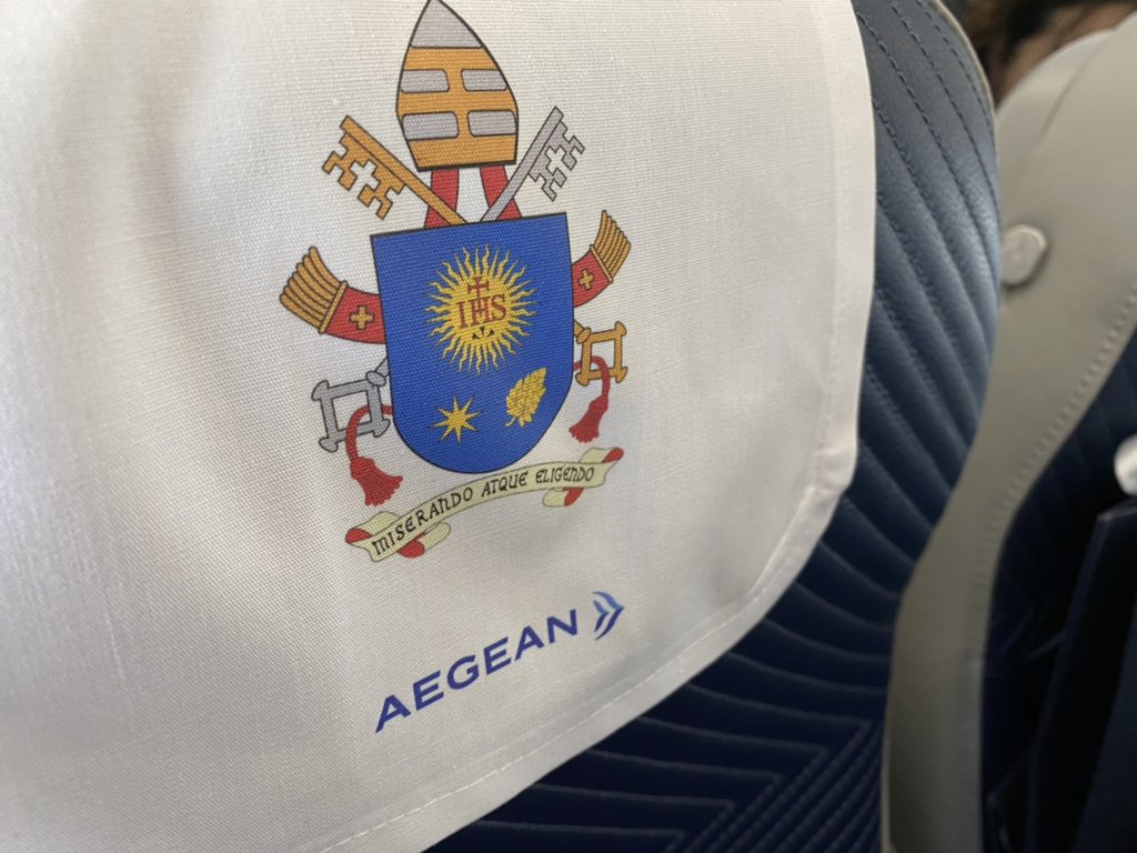 Eloraillere's tweet photo. Retour à Rome dans 30 min pour le pape François, après des rencontres, des temps de prière et des messages vigoureux pour toute l’Europe et la Méditerranée.
#PapeEnGrece #PapeAChypre
Merci de nous avoir suivi !
➡️ Revoir les temps forts du voyage ici : https://t.co/dEl5XILfQJ https://t.co/NkVFX61xni