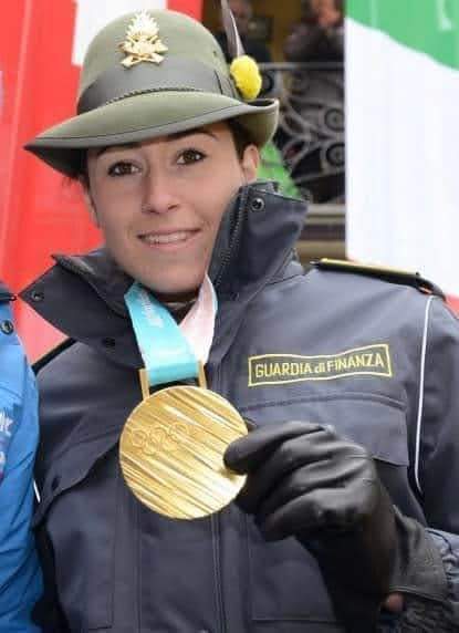 FDL1975's tweet photo. Grandissima atleta appartenente alle #Fiammegialle
#Goggia #Supergirl https://t.co/HNQc6Svwdg