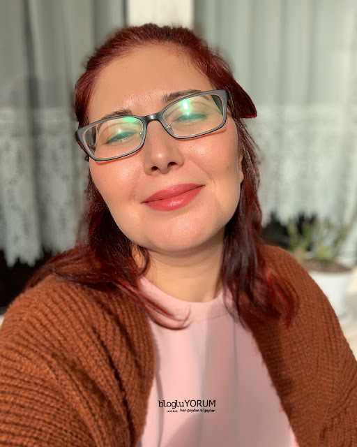 FulyaBasuncu's tweet photo. GÜNLÜK HIZLI VE PRATİK MAKYAJ ÖNERİSİ, https://t.co/8aGxnsoGDV https://t.co/bsweF5yp5z